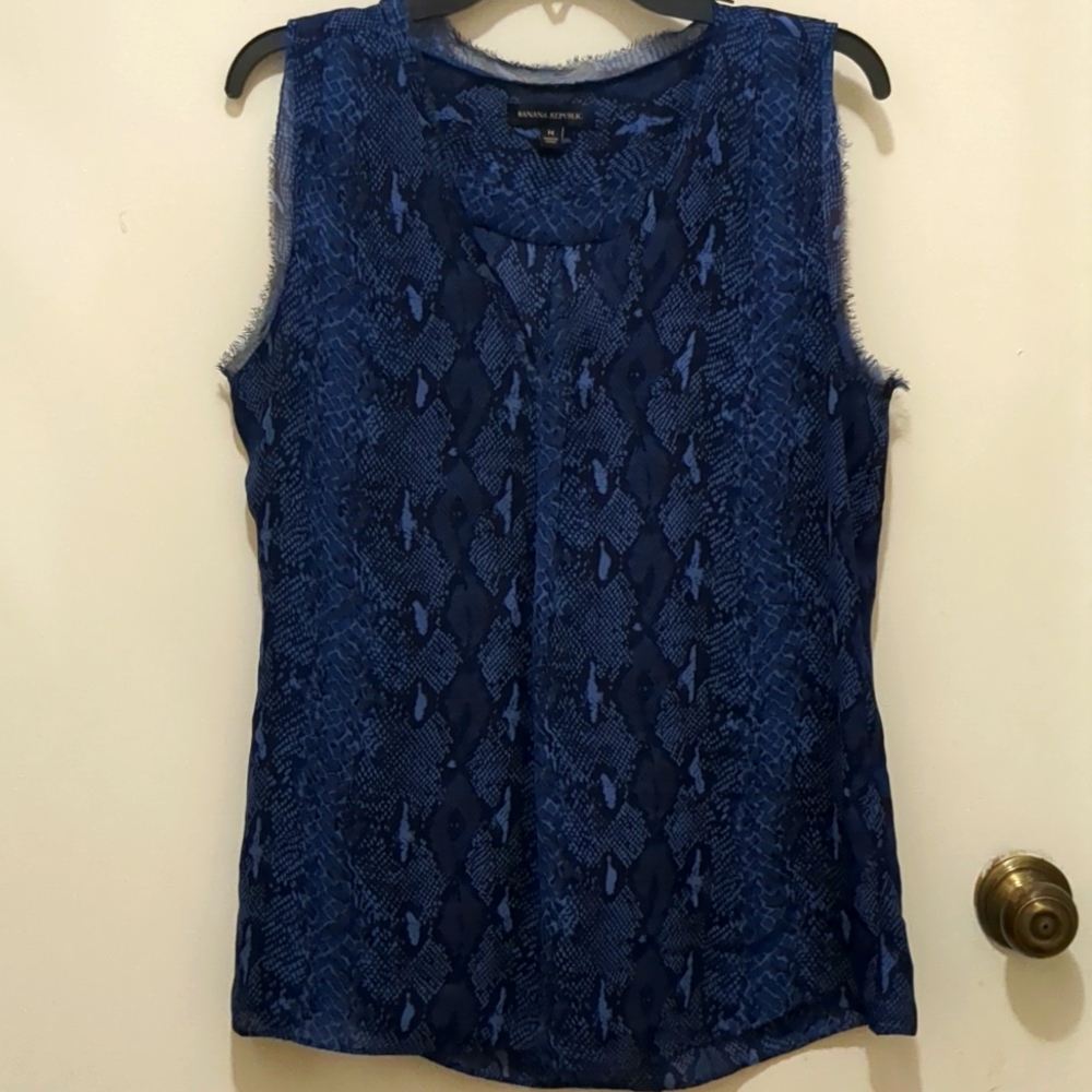Banana Republic Top Size M